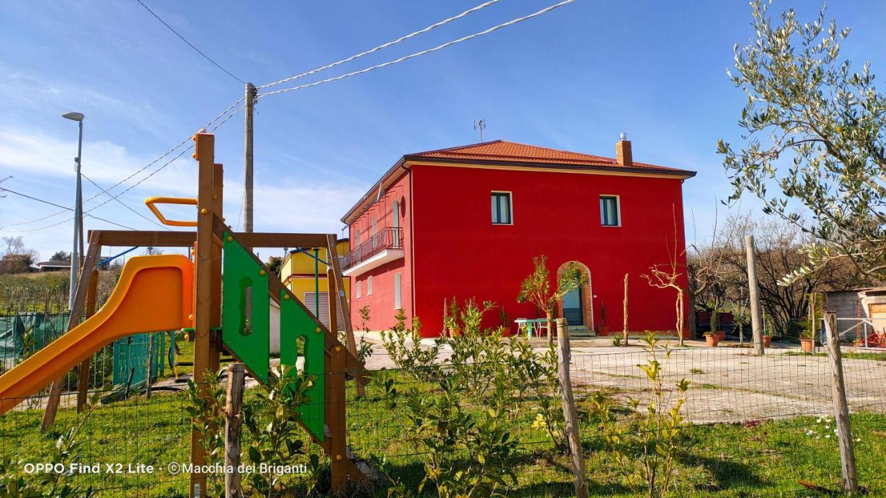 Agriturismo Macchia Dei Briganti - B&B Montefalcione Exterior photo